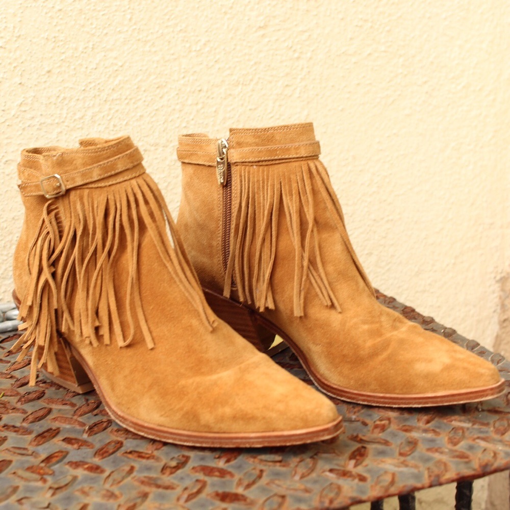 Gorgeous Sigerson Morrison Suede Ankle Boot